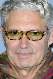 Michael Nouri