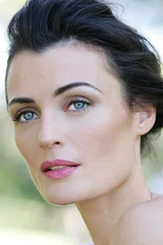 Lyne Renée