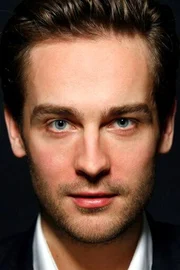 Tom Mison