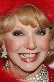 Ruta Lee