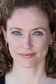 Leslie Hope
