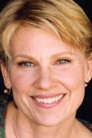 Lindsay Crouse