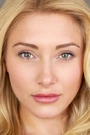 Alexandra Vino