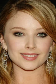Elisabeth Harnois