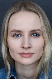 Лиза Хапова