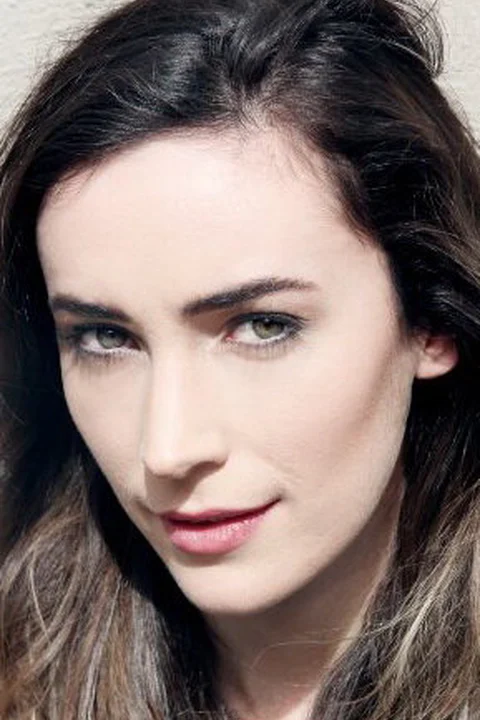 Geraldine Hakewill