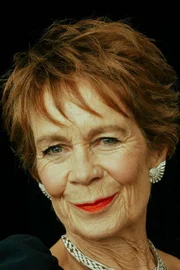 Celia Imrie