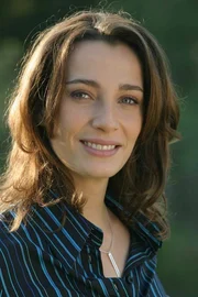 Caroline Bourg