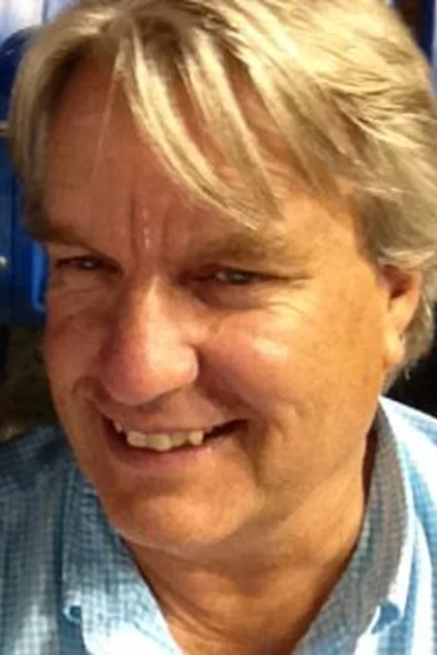 Джим Уорден
