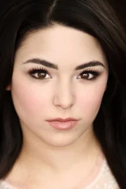 Nicole Muñoz