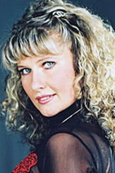 Анна Оцупок