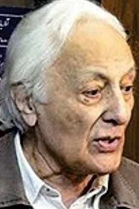 Манучер Анвар