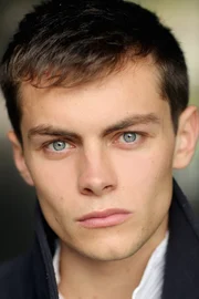 Freddy Carter