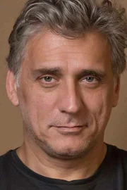 Lior Ashkenazi