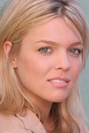 Carly Reeves