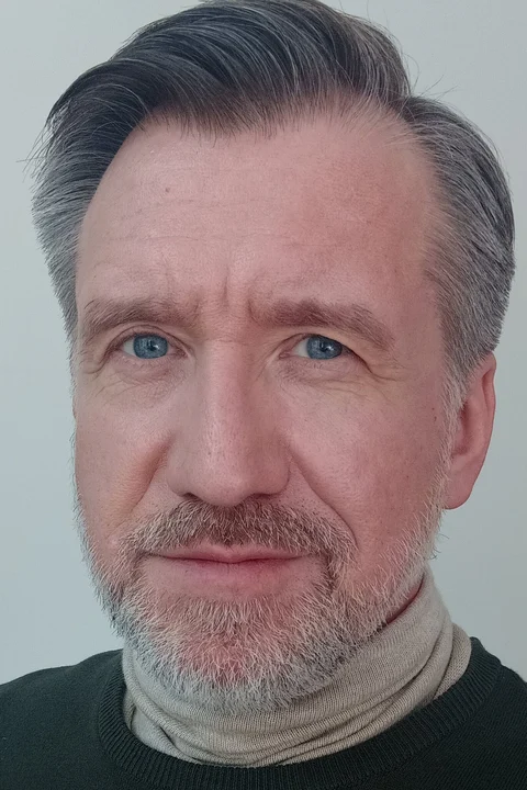 Олег Гулявский