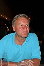 Carlos Davis