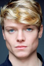 Tom Rhys Harries