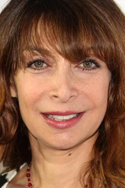 Illeana Douglas