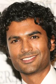 Sendhil Ramamurthy