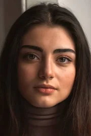 Özge Törer